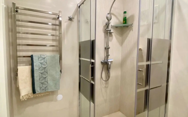 U Berega Morya s Vidom Na Park  Apartments