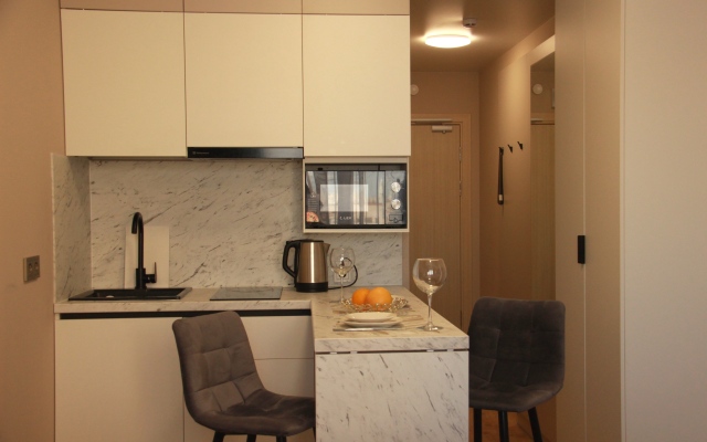 U metro Kirovskiy zavod Apartments 1