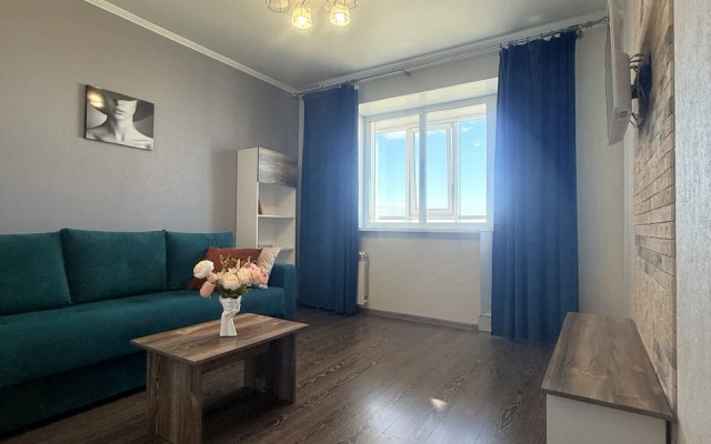 S dvumya spalnyami i udobnoy parkovkoy Flat