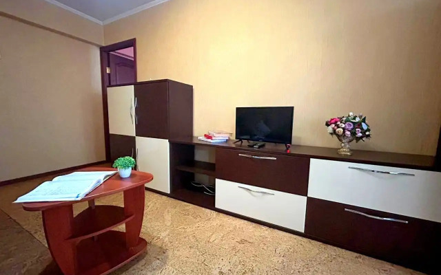 Квартира GoldApart на Волжском Бульваре