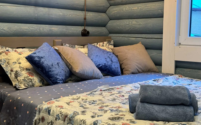 Частный дом У друзей сруб