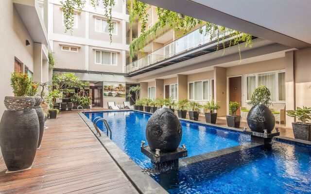 Отель ZEN Rooms Kuta Kubu Anyar 1