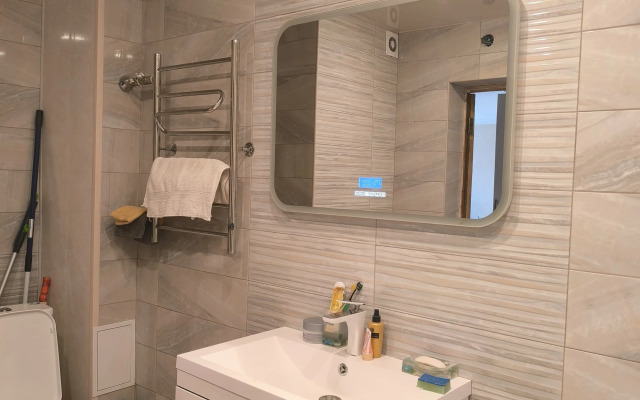 S Vidom Na Kavkazskiy Khrebet Flat