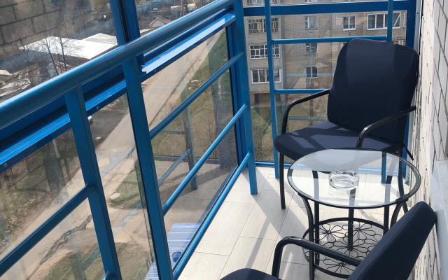 Dvukhkomnatnaya V Elitnom Dome Flat