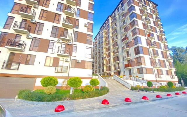 More Kvartir S Panoramnymi Pknami Vid Na Bambukovuyu Roshchu Flat