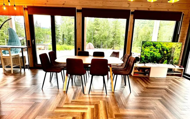 Vallery Chalet