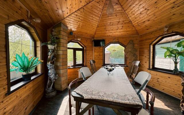U Reki S Baney V Yelizovo Guest house