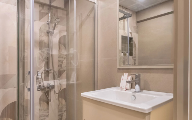 Rose Garden Premium Hotel