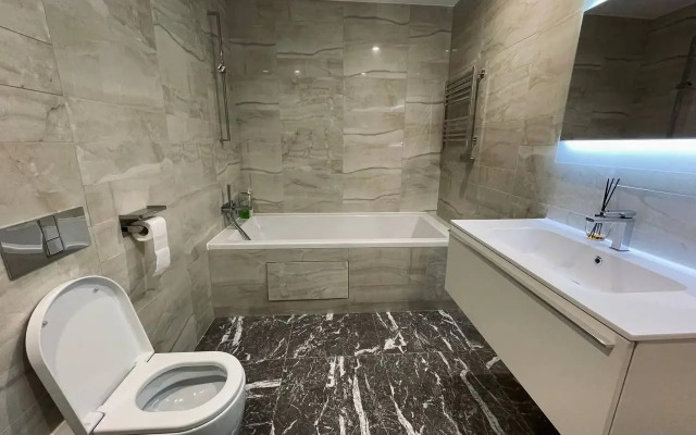 Trekhkomnatnye Mfk Oko Apartments