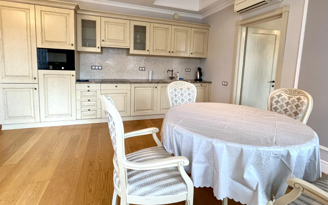 Dvukhkomnatnye s Balkonom Premium Klassa v Zhk Diplomat Apartments
