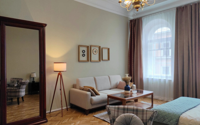 Uppapart Flat V Istoricheskom Tsentre SPb