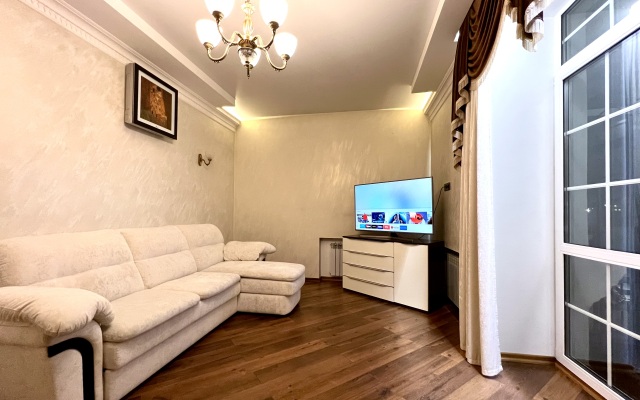 3-komnatnaya Premium Klassa Yarapartments na Sovetskoy 21 Flat