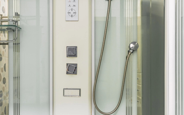 Kremenchugskaya Ulitsa 9k1 Flat