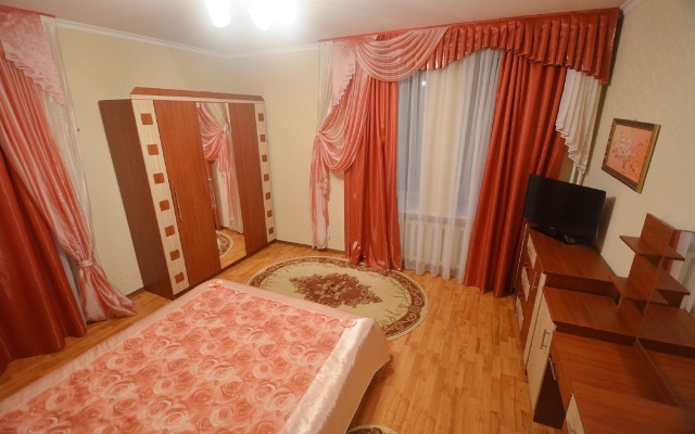Na Admiralskoj VIP Apartments