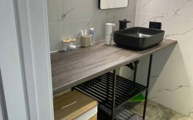 Частный Дом в Лесу с Террассой