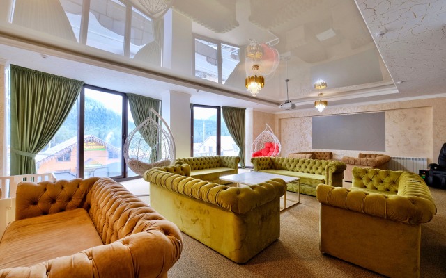 GrandShale Hotel