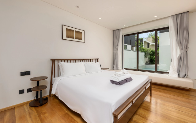 Qabalah 2BR Villa, Pool & Rooftop near Bangtao Villa