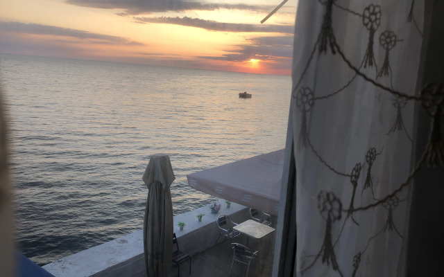 Elling 8 na Azovskoy v Loo Mini-Hotel
