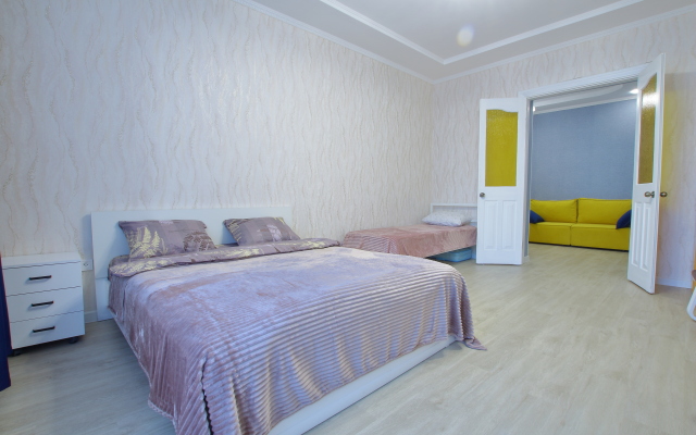 Апартаменты Квартира на Ершова 2 этаж