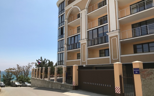 Dolphin Apartments