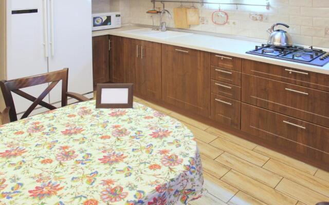 Na Ulitse Bagrationa Apartments