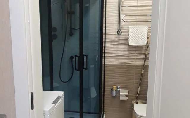 Квартира однокомнaтнaя 45м² пеpвaя линия у мopя