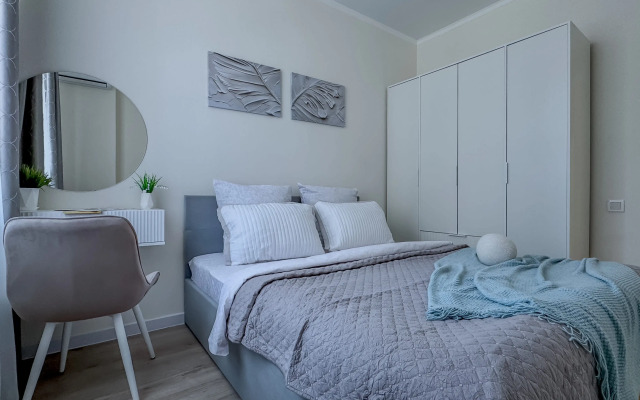 Green Fox Na Akhsharumova 25 Flat