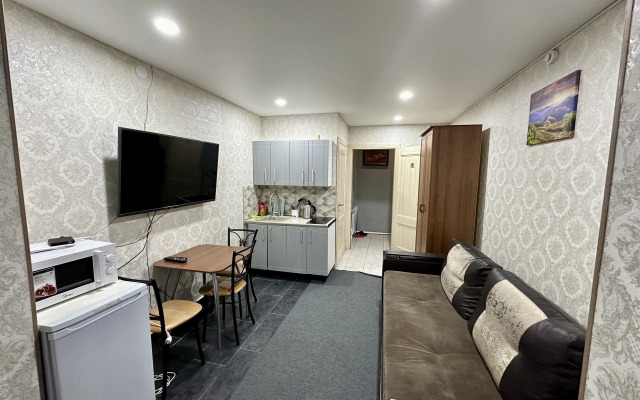 V Solnechnom Apartments