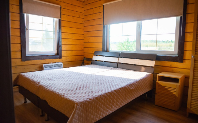 Гостевой дом Загородный дом с русской баней