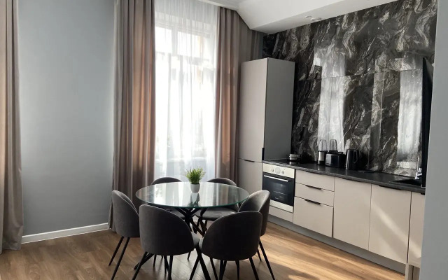 Komfortnaya okolo Korstona Flat