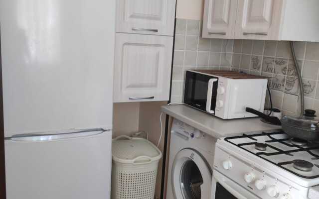 Na prospekte Kirova 54 Flat