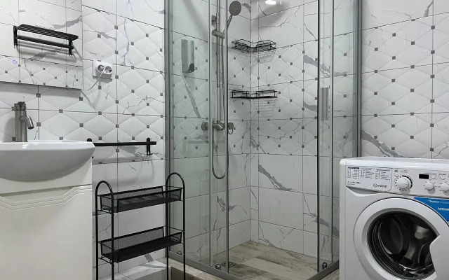 Shestimestnye Odnokomnatnye Lyuks Apartments