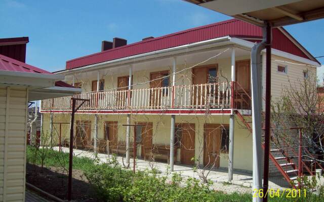 Kottedzh Uyut Guest House