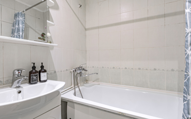 Ryadom S Dom Shakhmat Flat