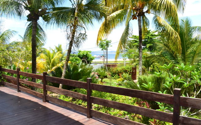 Village do Dendê Garden Guesthouse and Bungalows Hotel