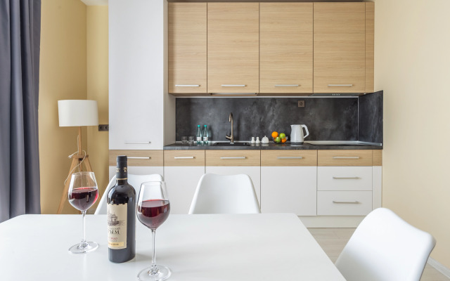 Lyuks V Novom Zhk Na Vasilyevskom U Metro Apartments