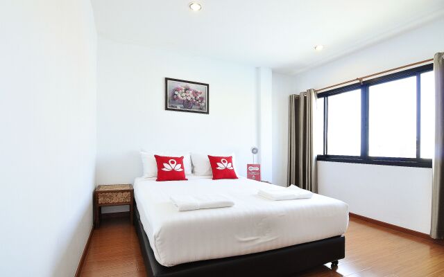 ZEN Rooms Suthisan Hotel