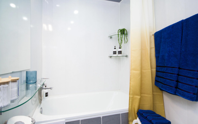V Stile Van Goga  Uyut I Vdokhnovenie Flat