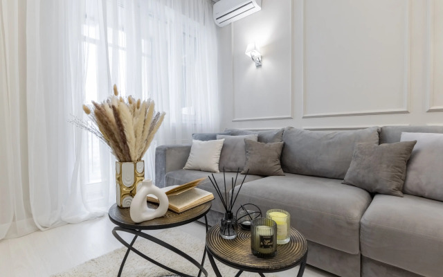 Luxe Apartments