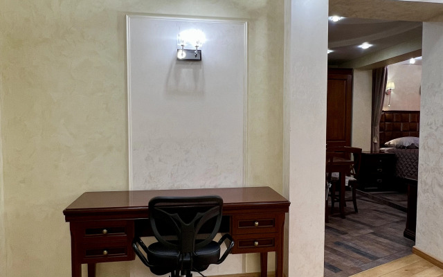 Premium U Vokzala Flat