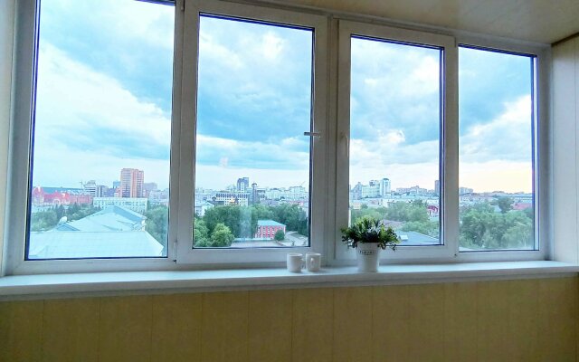 100 Nochey Na Komsomolskom 80Е Apartments