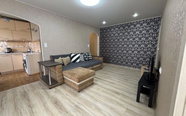 Квартира Большая Трехкомнатная квартира