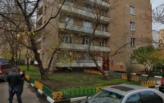 Ploschad spokoystviya Flat