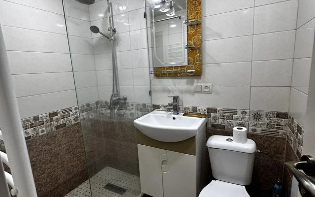 Perte House on Aram Khachatrian 12 Apartments