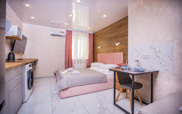 Studiya LoveHotelSirius V Zhk Biznes Klassa Frukty, Nizhneimeretinskaya bukhta Apartament