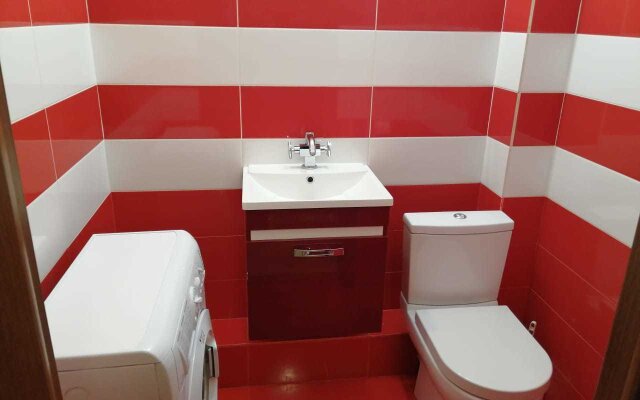 Апартаменты Тульская улица 32