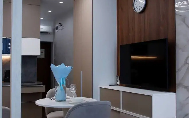 Apartment 24 with pool view