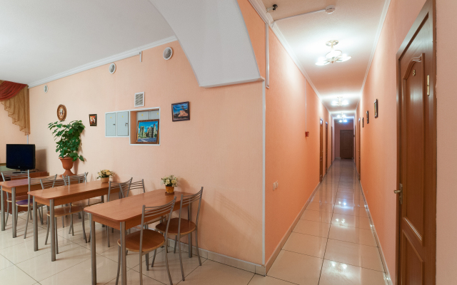 Guest House Na Rabfakovskoy Mini-Hotel