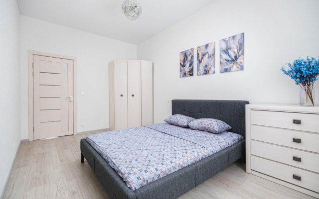 S Vidom Na Oktyabryskoy Ploschadi Apartments