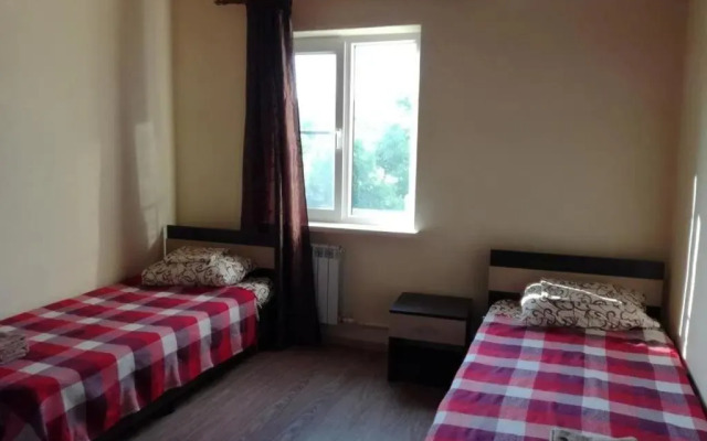 Меблированные Комнаты на Мира